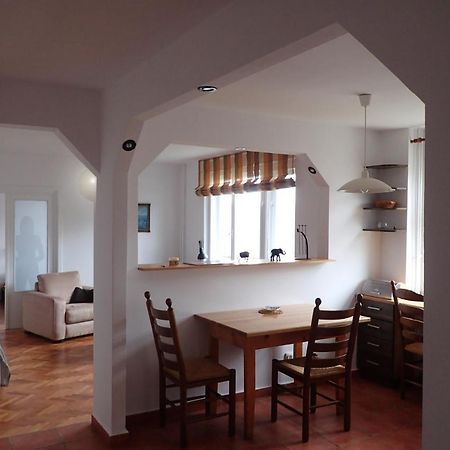Hyggelig Apartment Oradea Ngoại thất bức ảnh