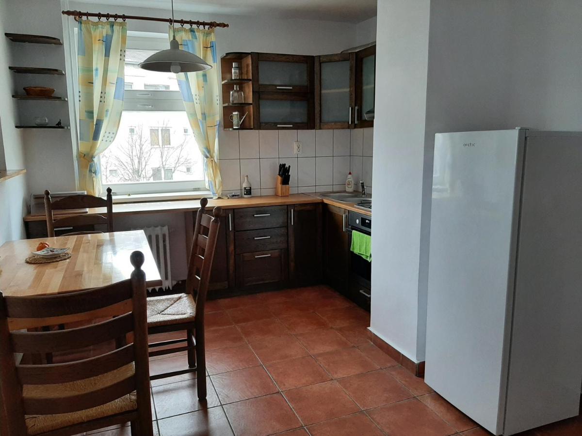 Hyggelig Apartment Oradea Ngoại thất bức ảnh