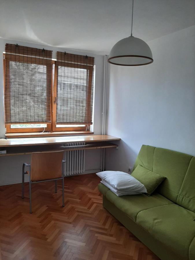 Hyggelig Apartment Oradea Ngoại thất bức ảnh