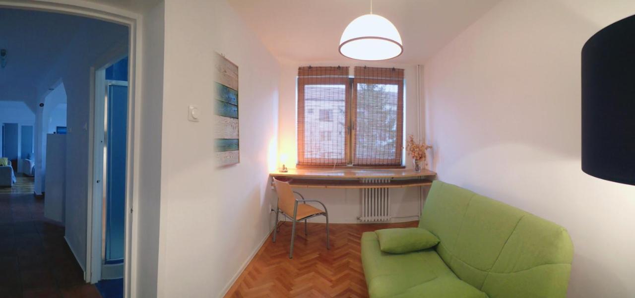 Hyggelig Apartment Oradea Ngoại thất bức ảnh